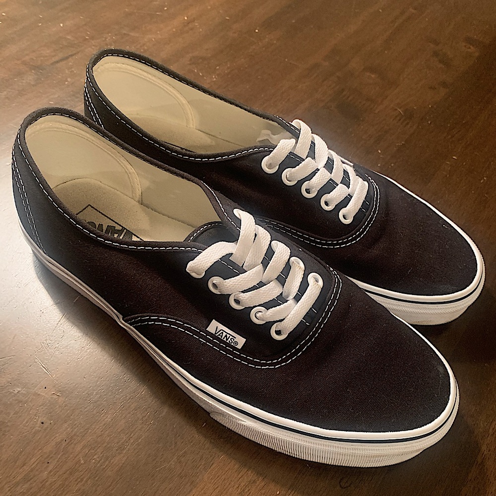 Vans Authentic’s
Black/White - Men’s Size 10